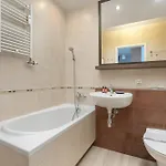 Cozy Remote Work By Renters