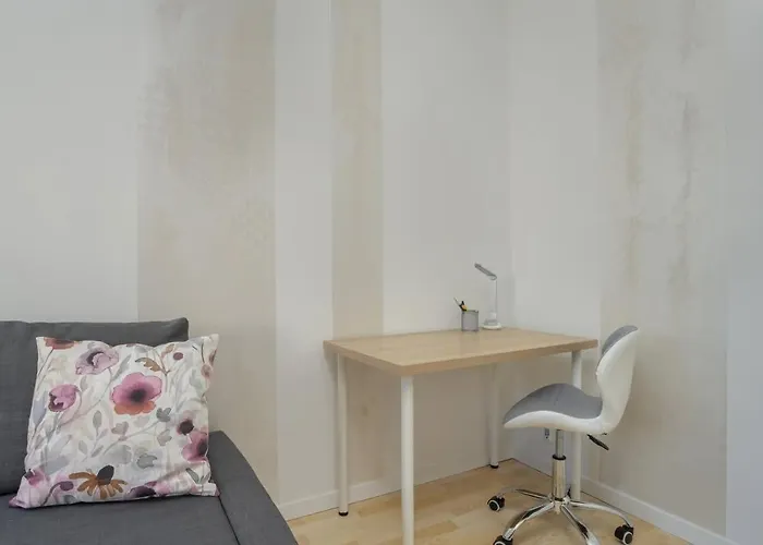 Apartment Cozy Remote Work By Renters Poznan