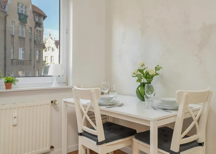 Cozy Remote Work By Renters * Poznań